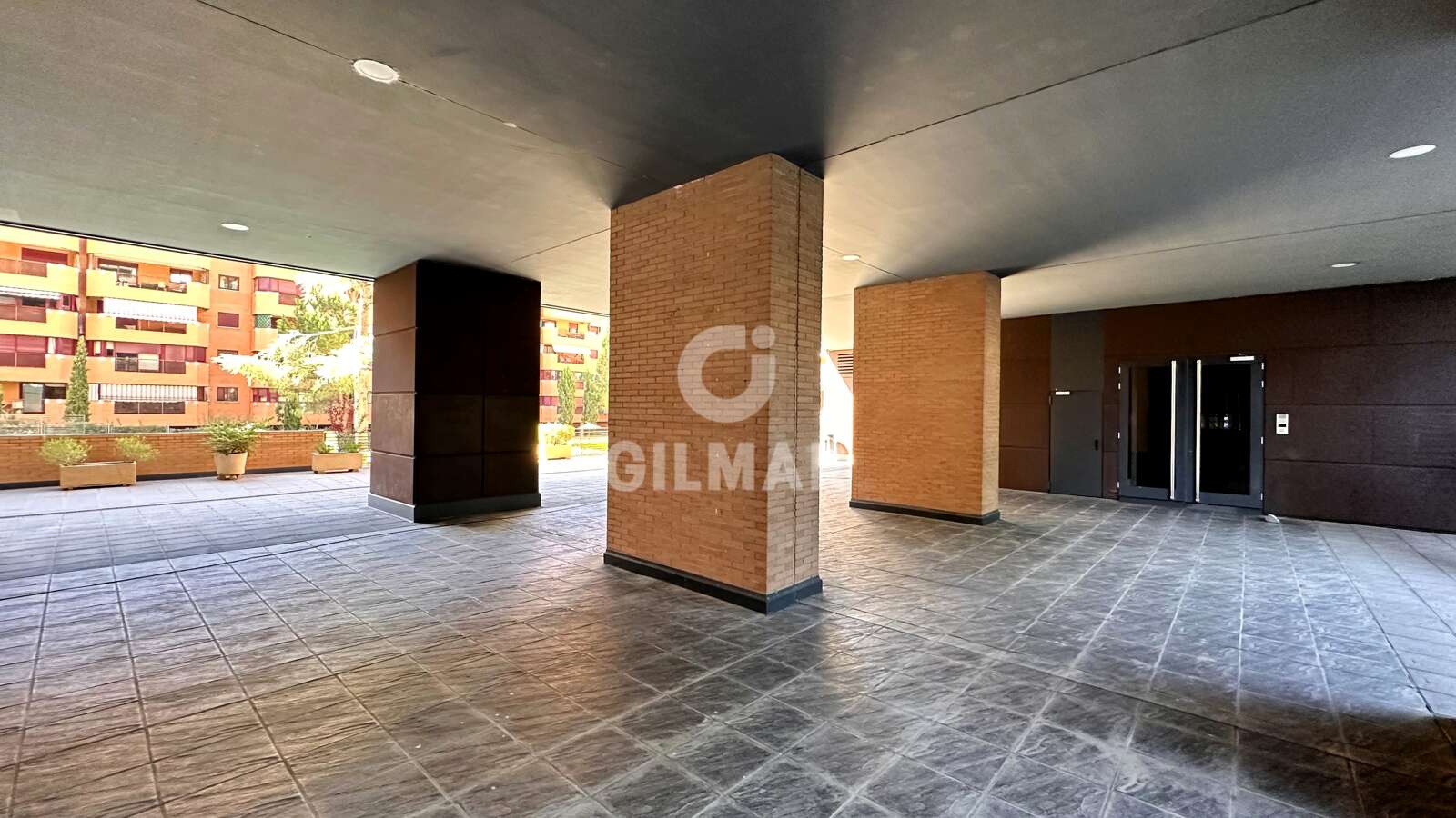 Property slider Gilmar