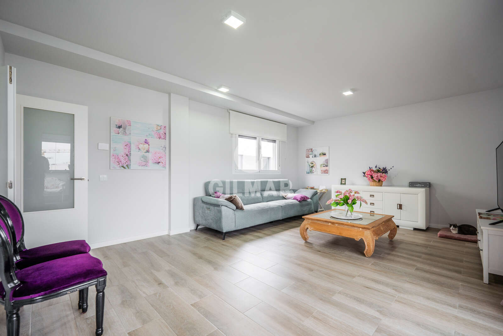 Property slider Gilmar