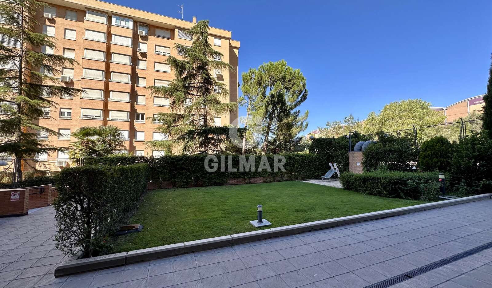 Property slider Gilmar