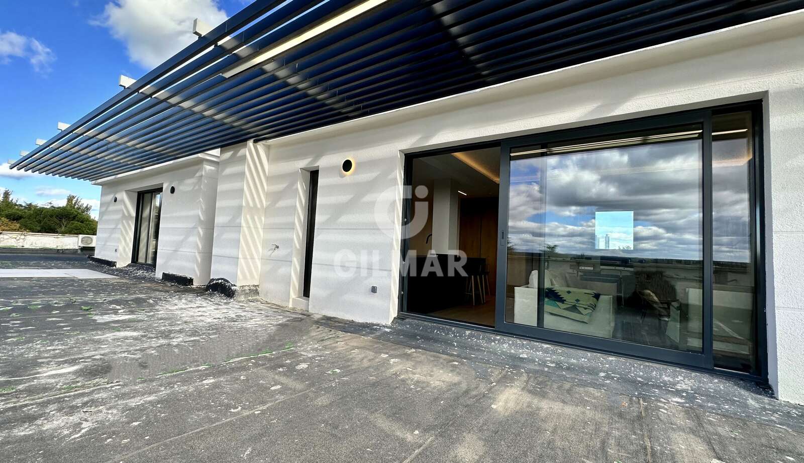 Property slider Gilmar