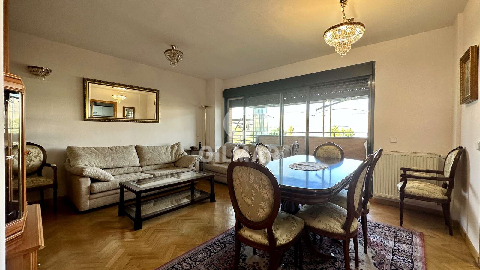 Property slider Gilmar