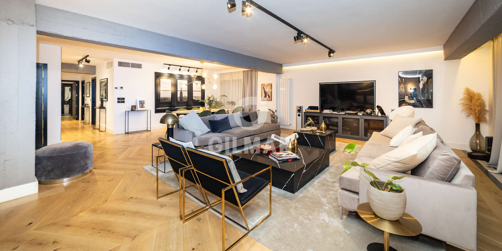 Property slider Gilmar