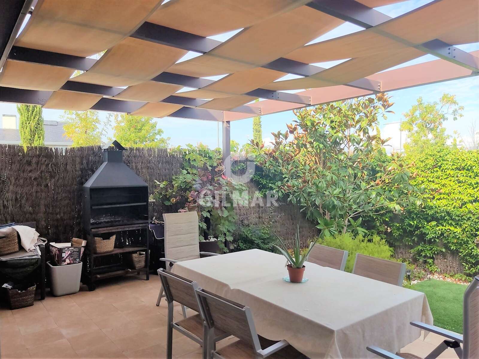 Property slider Gilmar