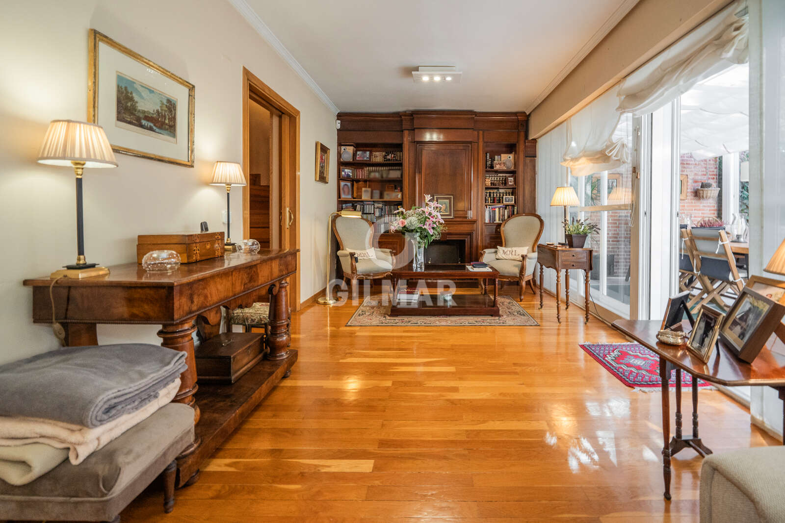 Property slider Gilmar