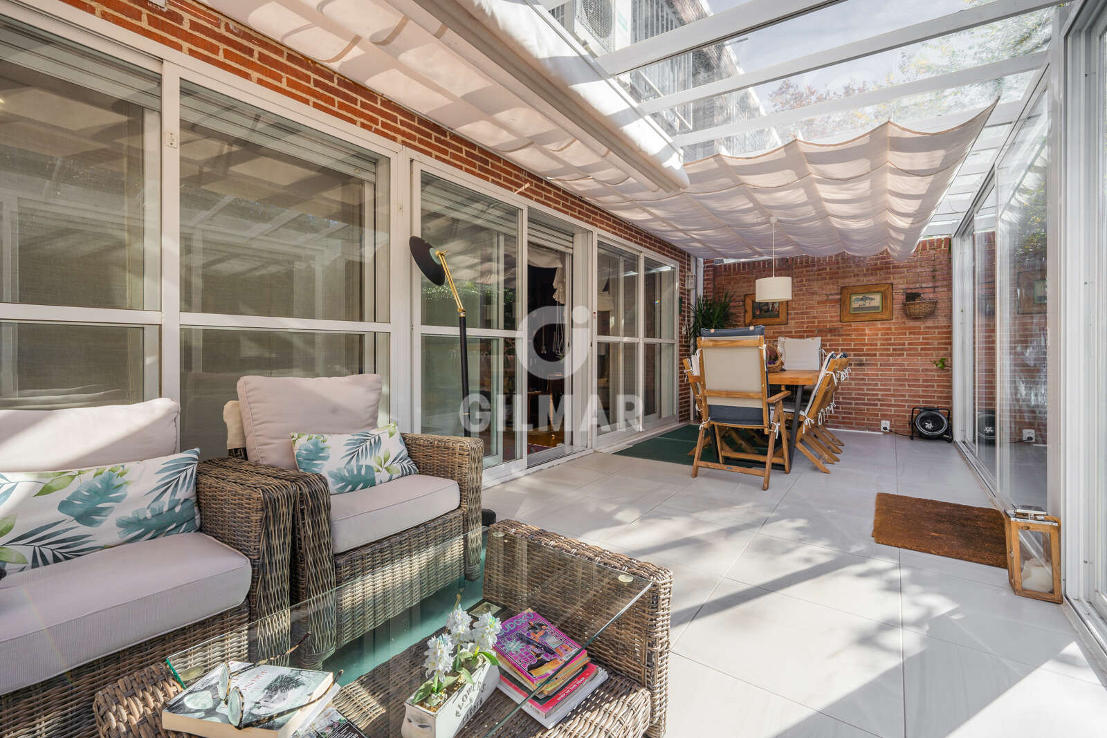 Property slider Gilmar