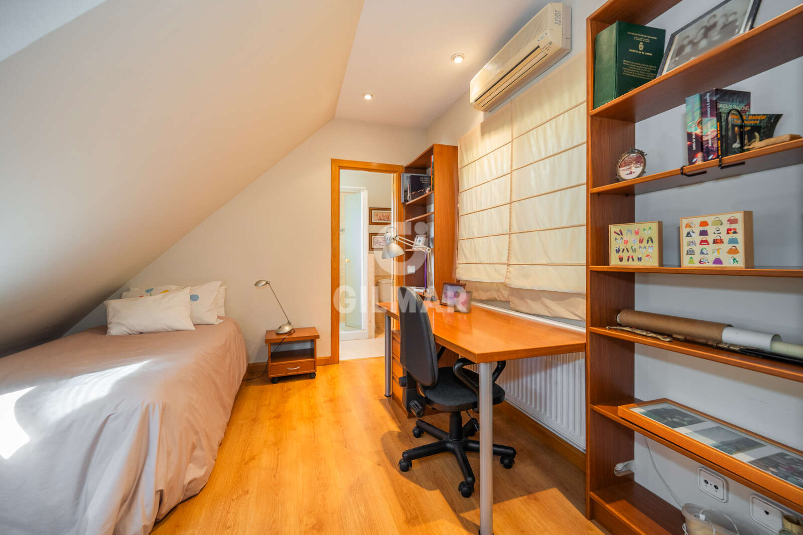 Property slider Gilmar
