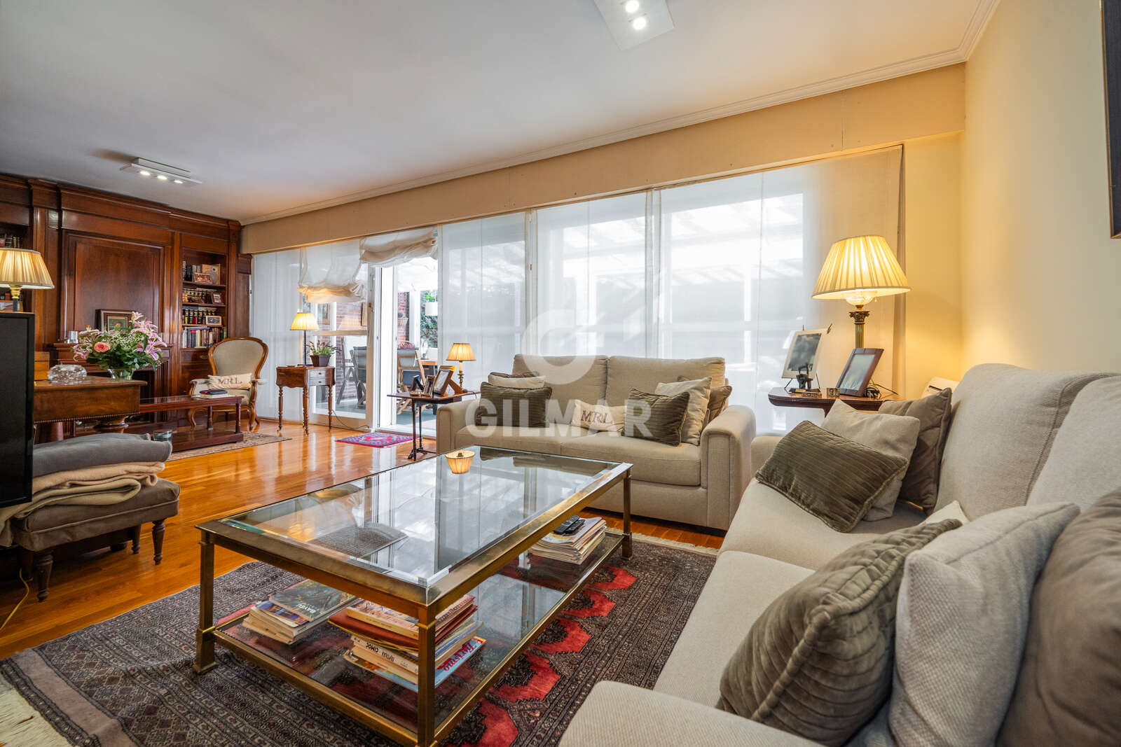 Property slider Gilmar