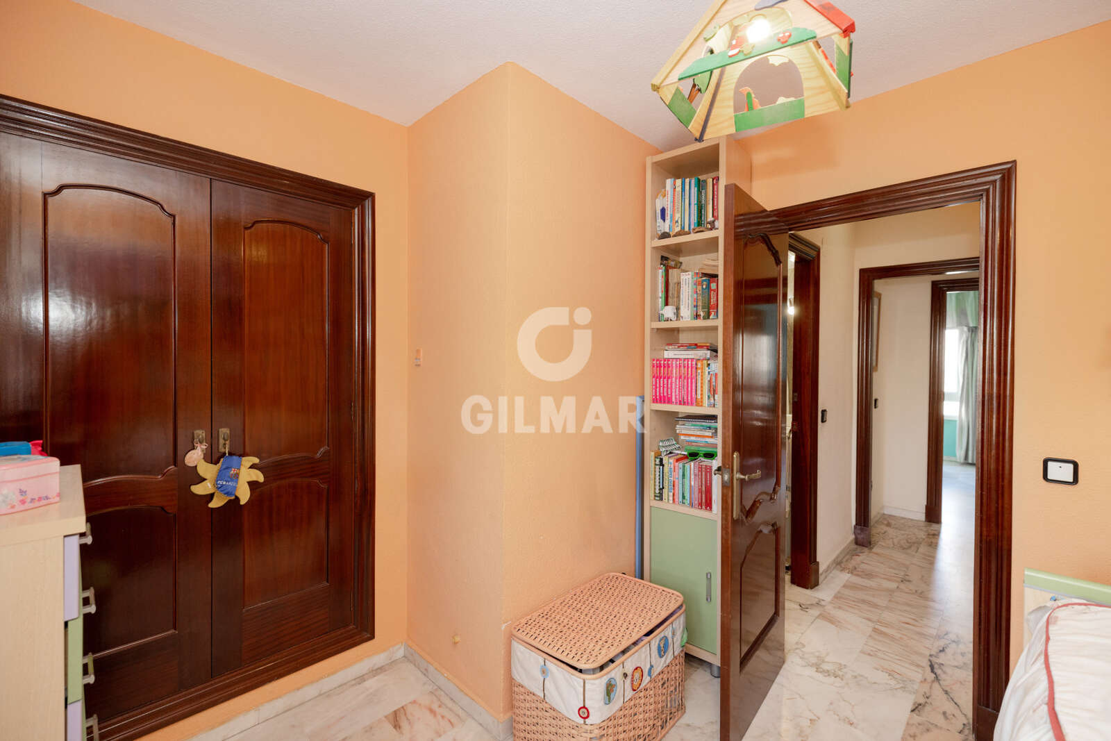 Property slider Gilmar