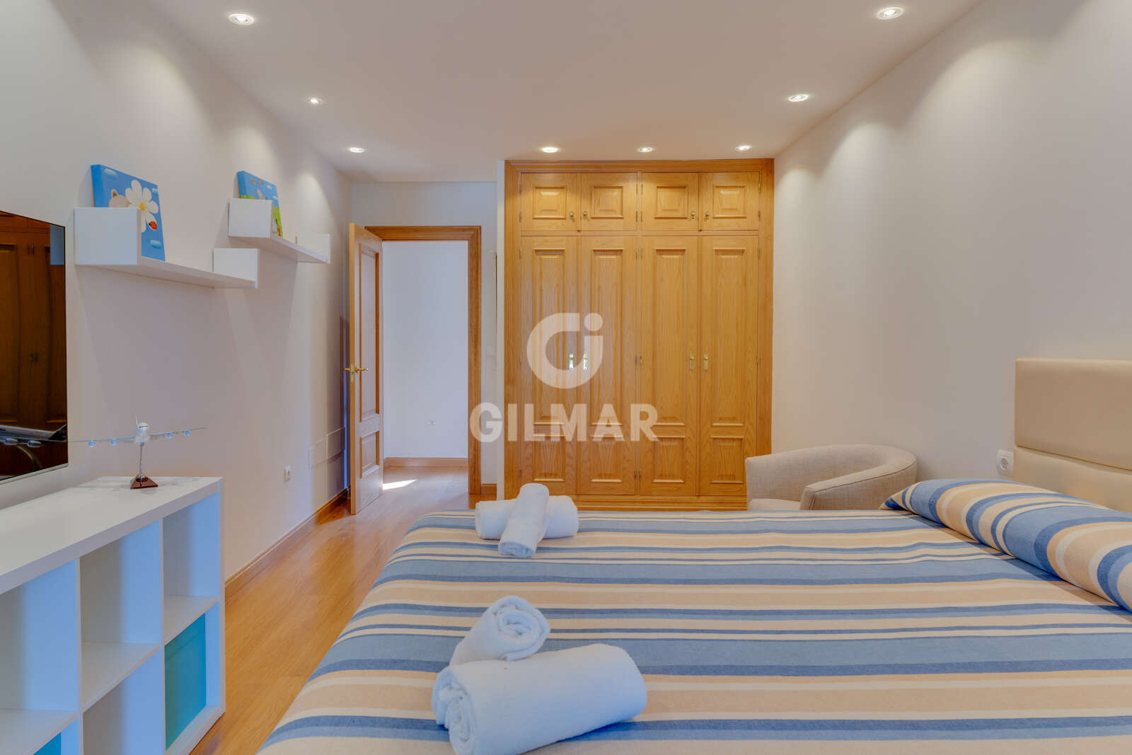 Property slider Gilmar