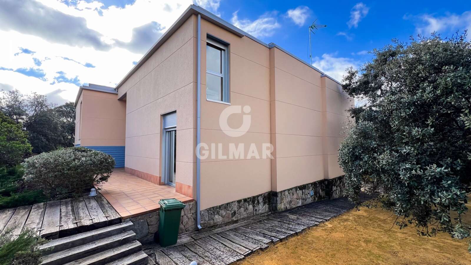 Property slider Gilmar