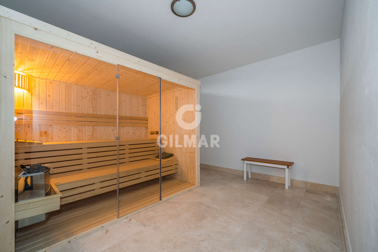 Property slider Gilmar