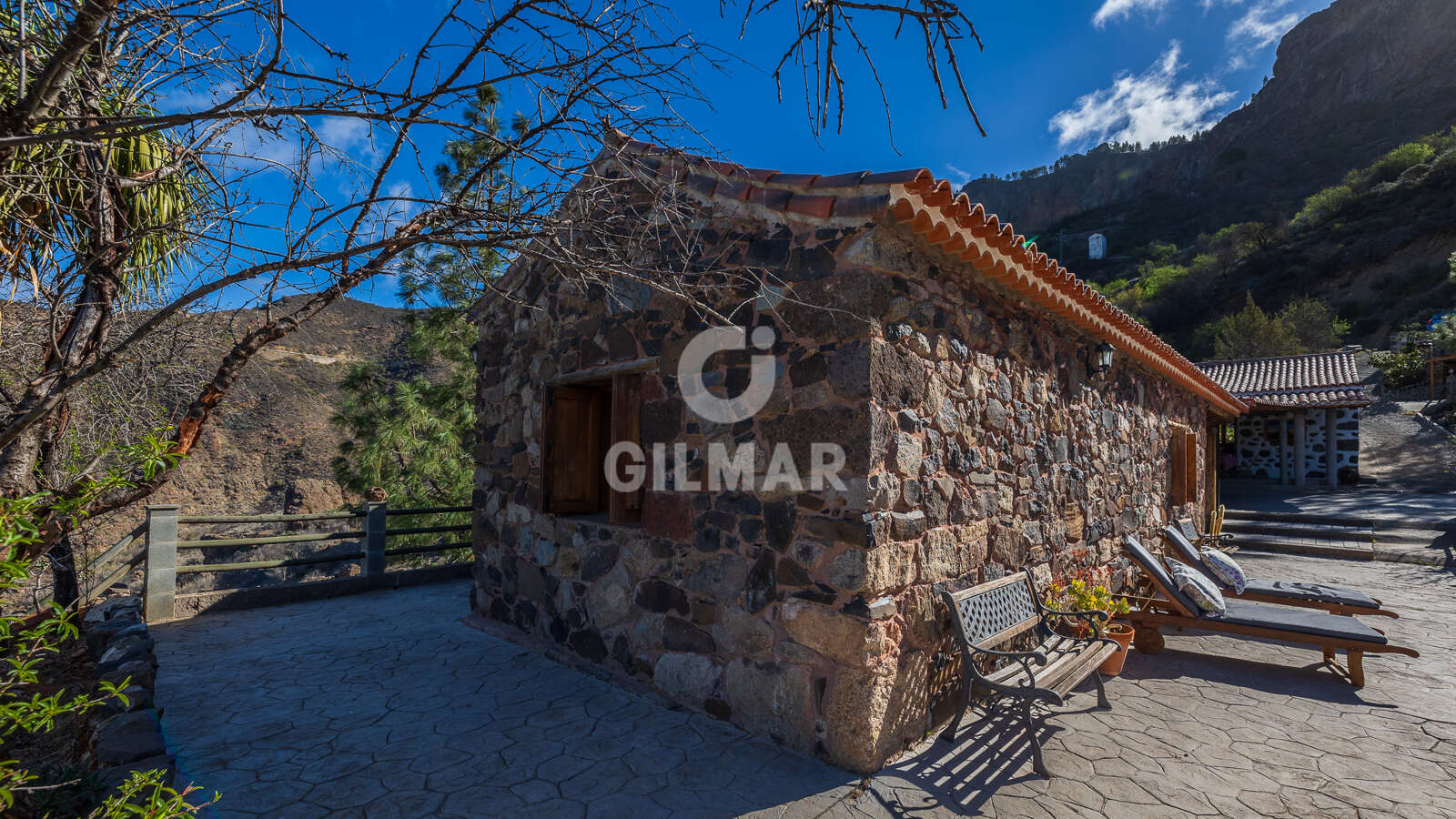 Property slider Gilmar