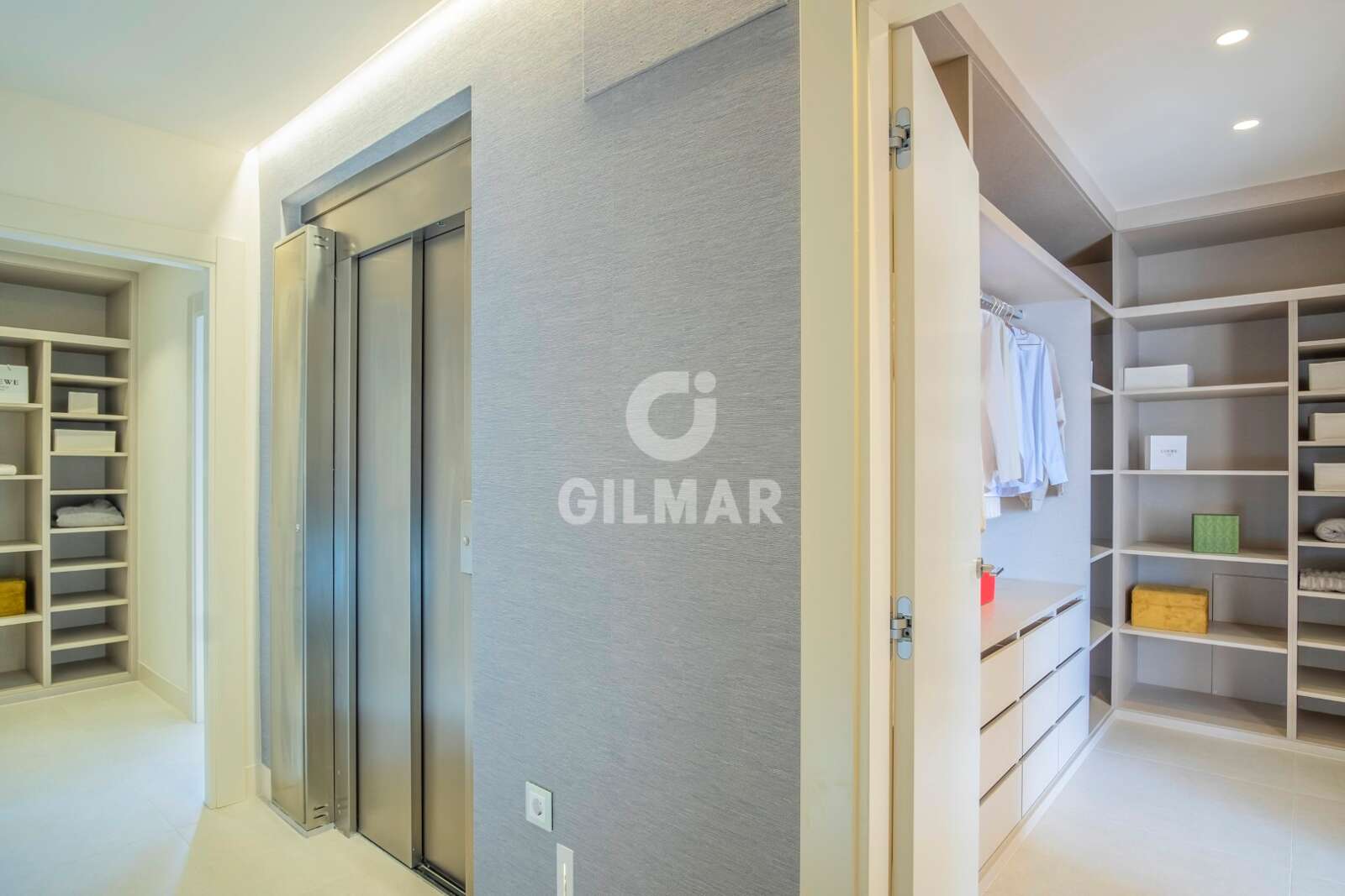 Property slider Gilmar