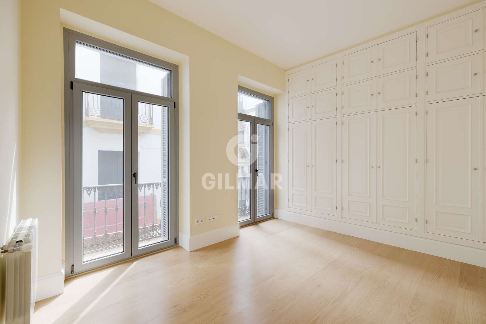 Property slider Gilmar