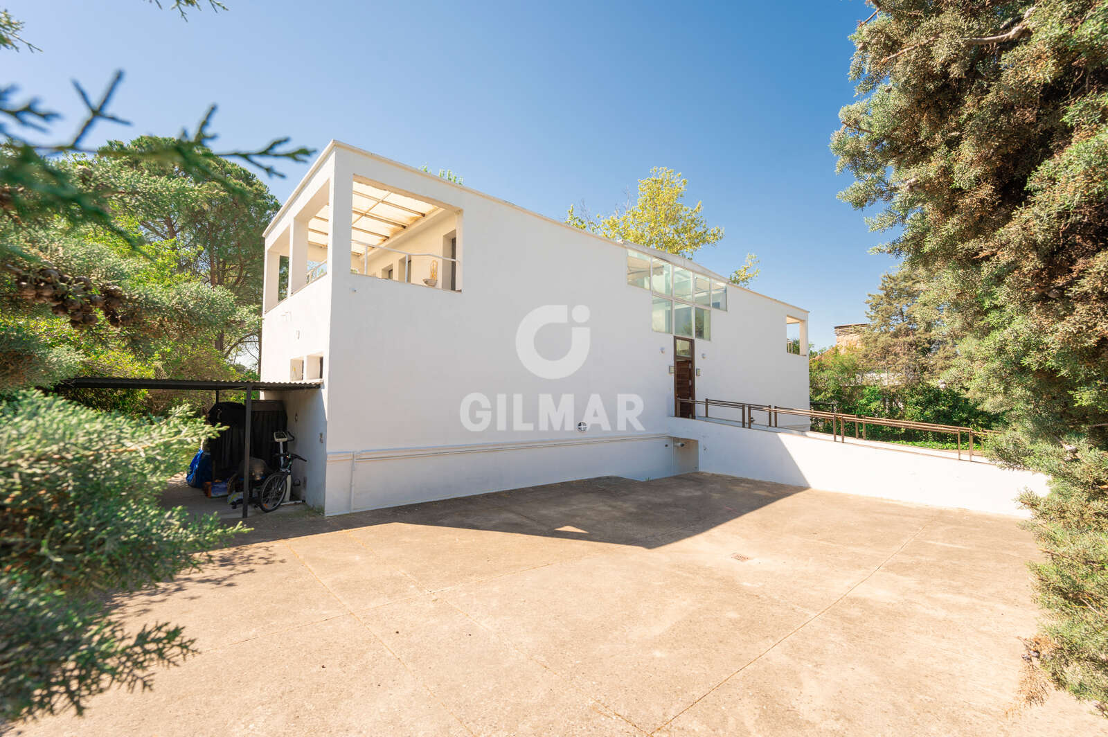 Property slider Gilmar