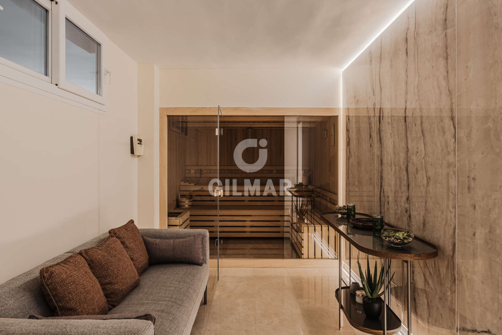 Property slider Gilmar