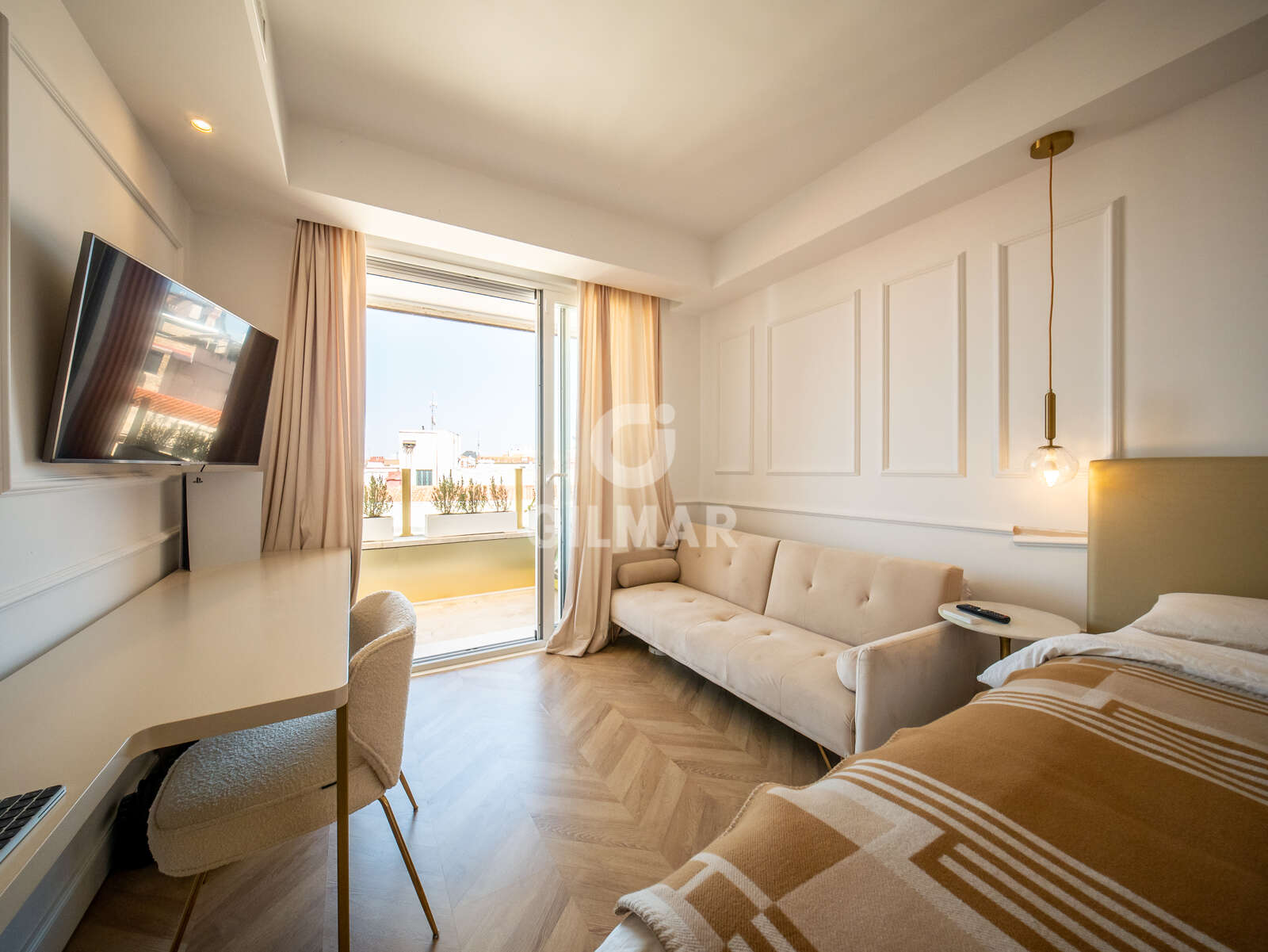 Property slider Gilmar