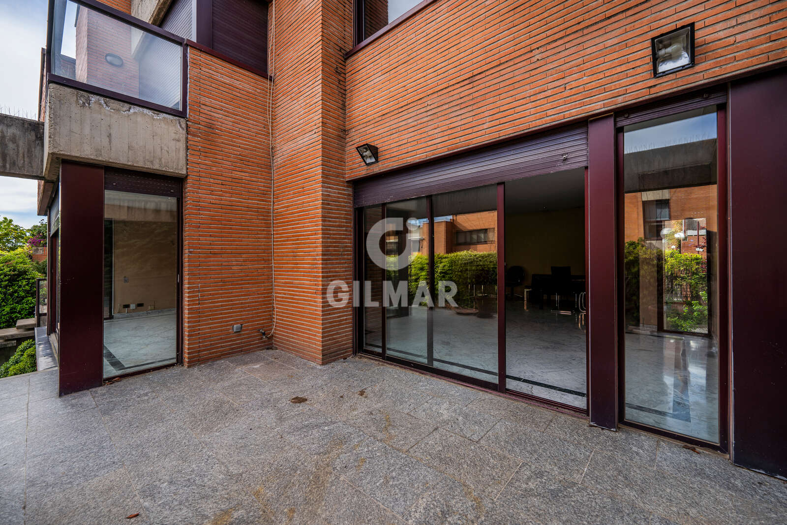 Property slider Gilmar