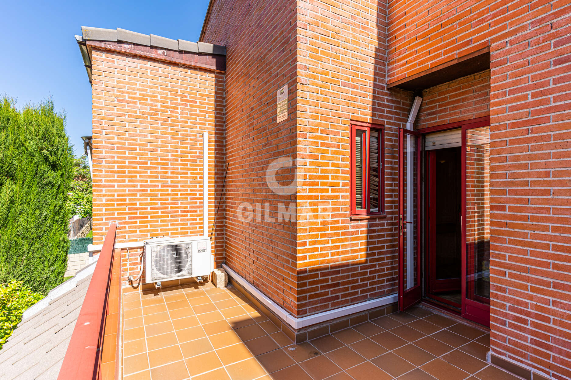 Photo of Terraced house