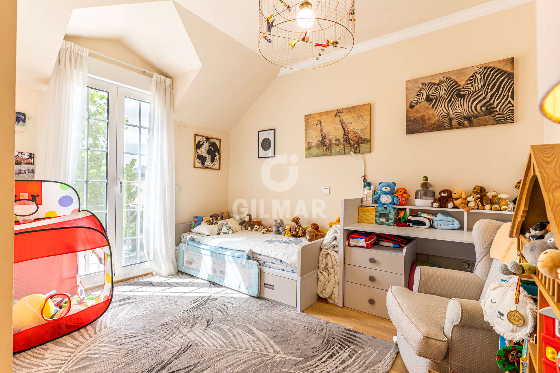 Photo of Terraced house