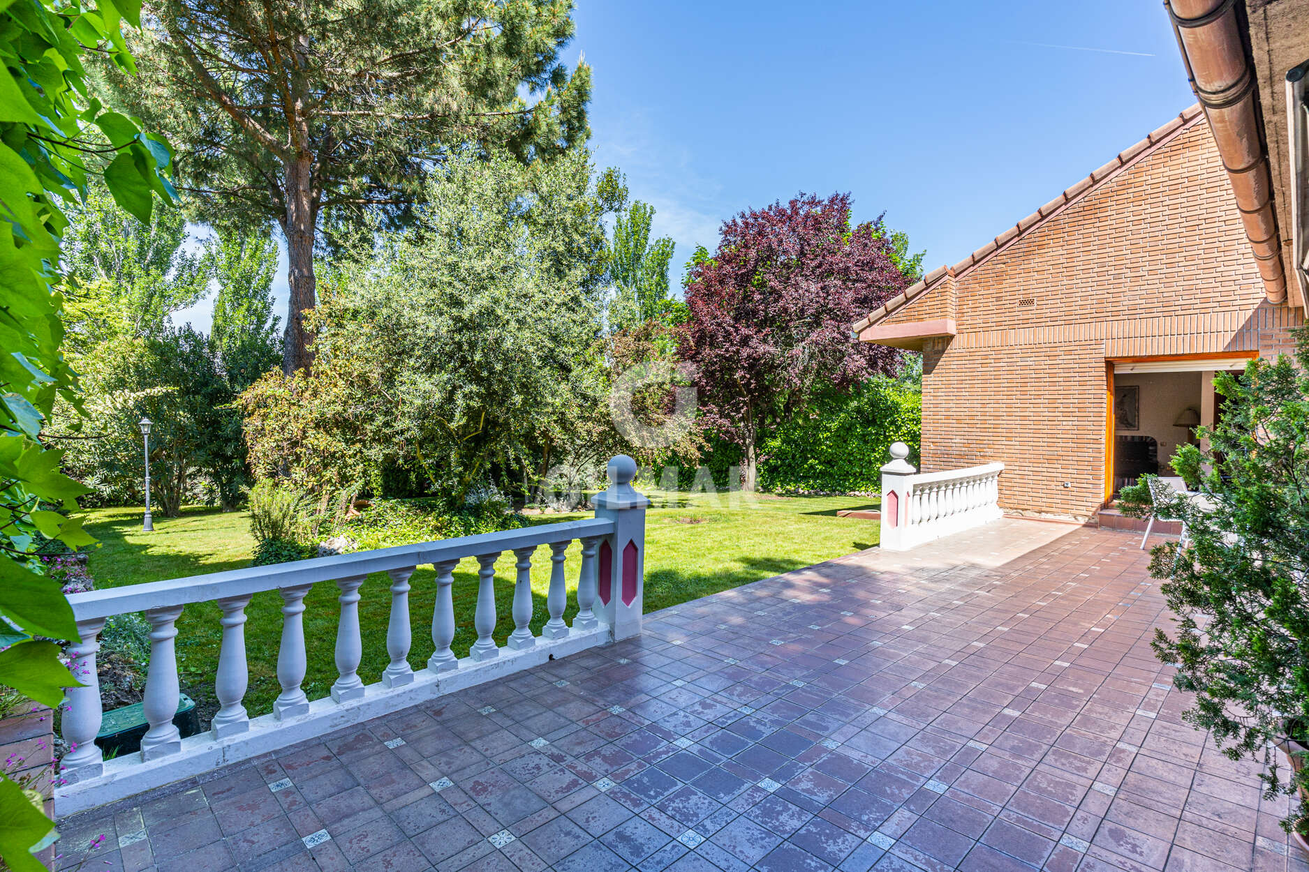 Photo of Terraced house