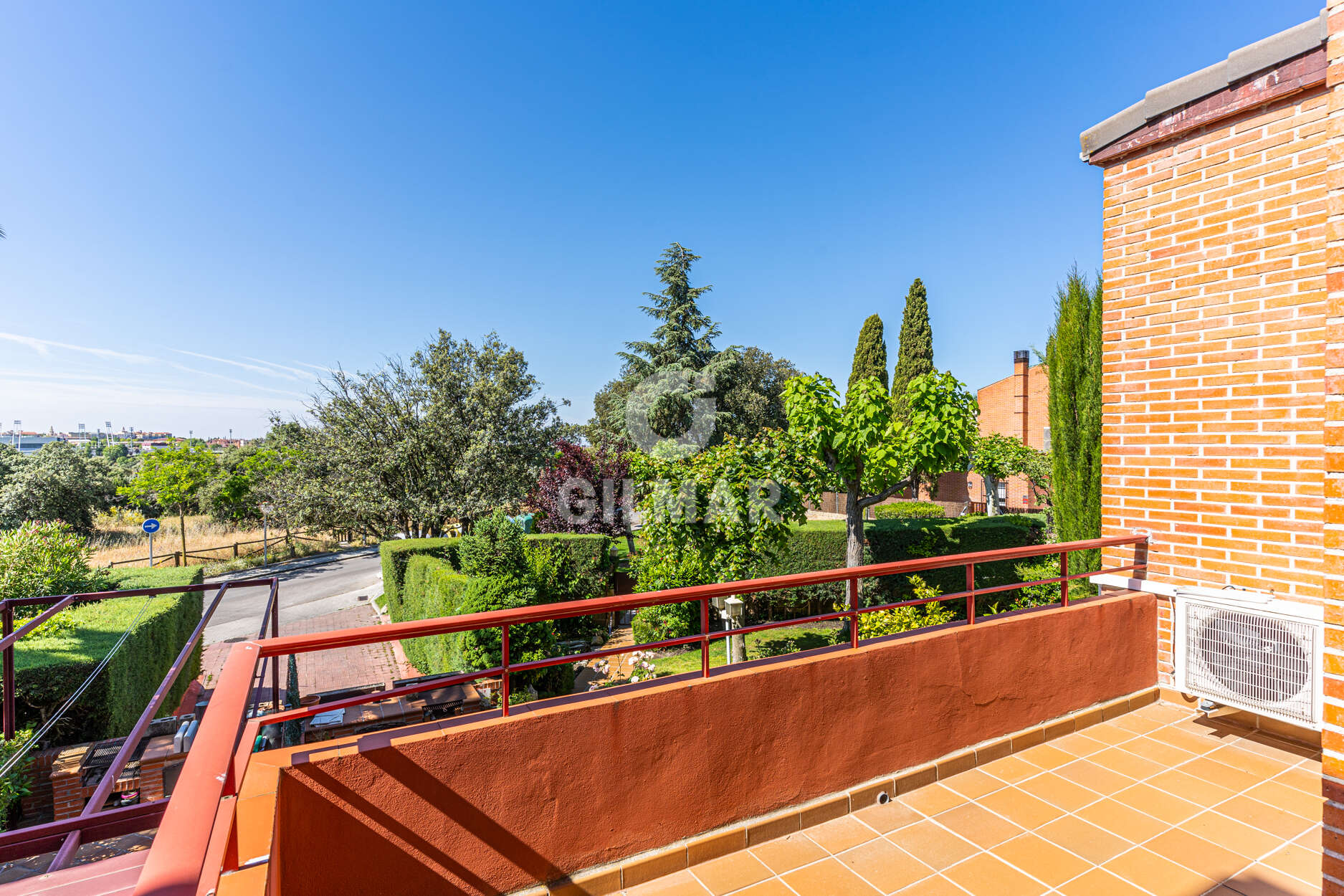 Photo of Terraced house