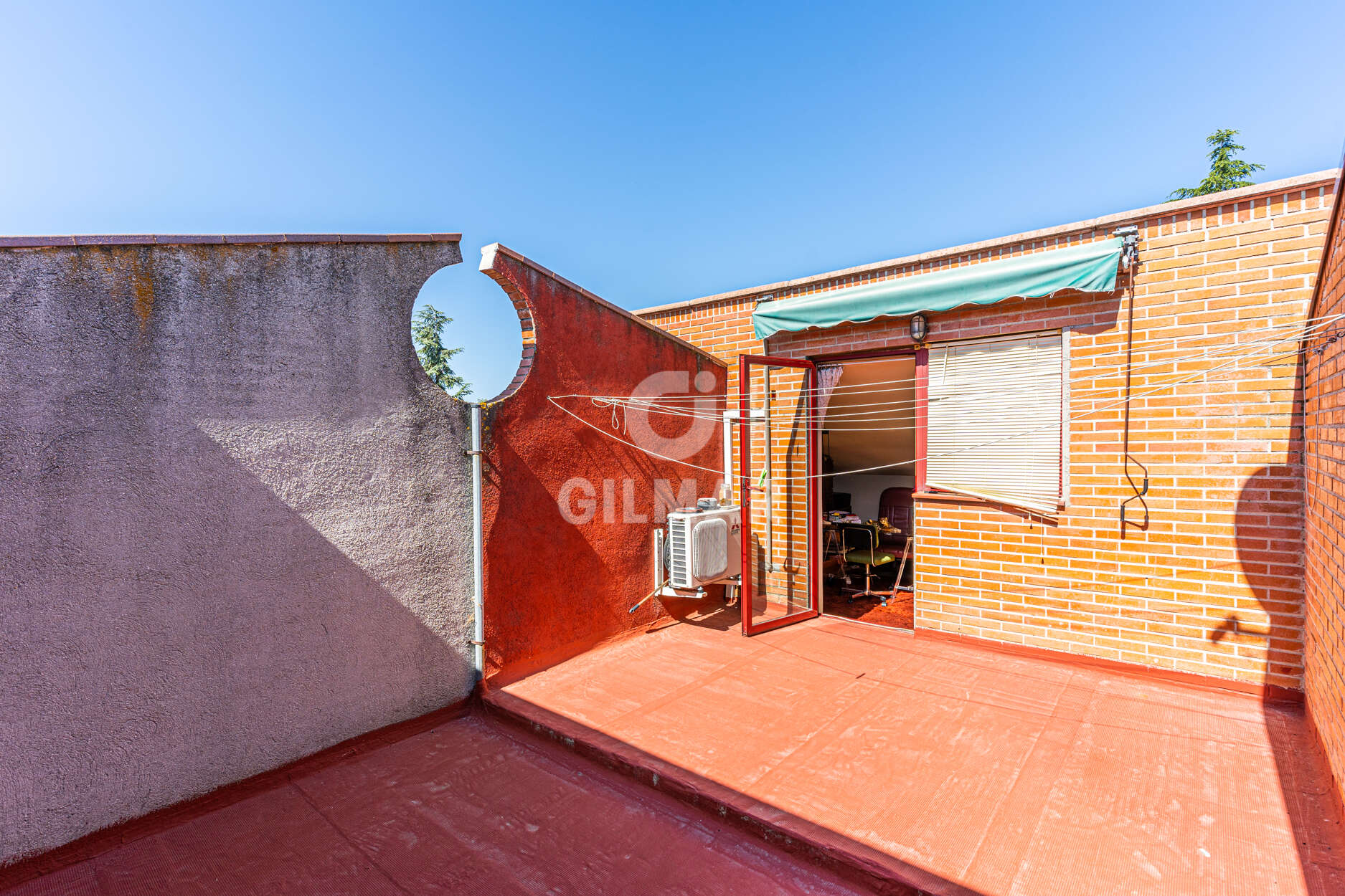 Photo of Terraced house