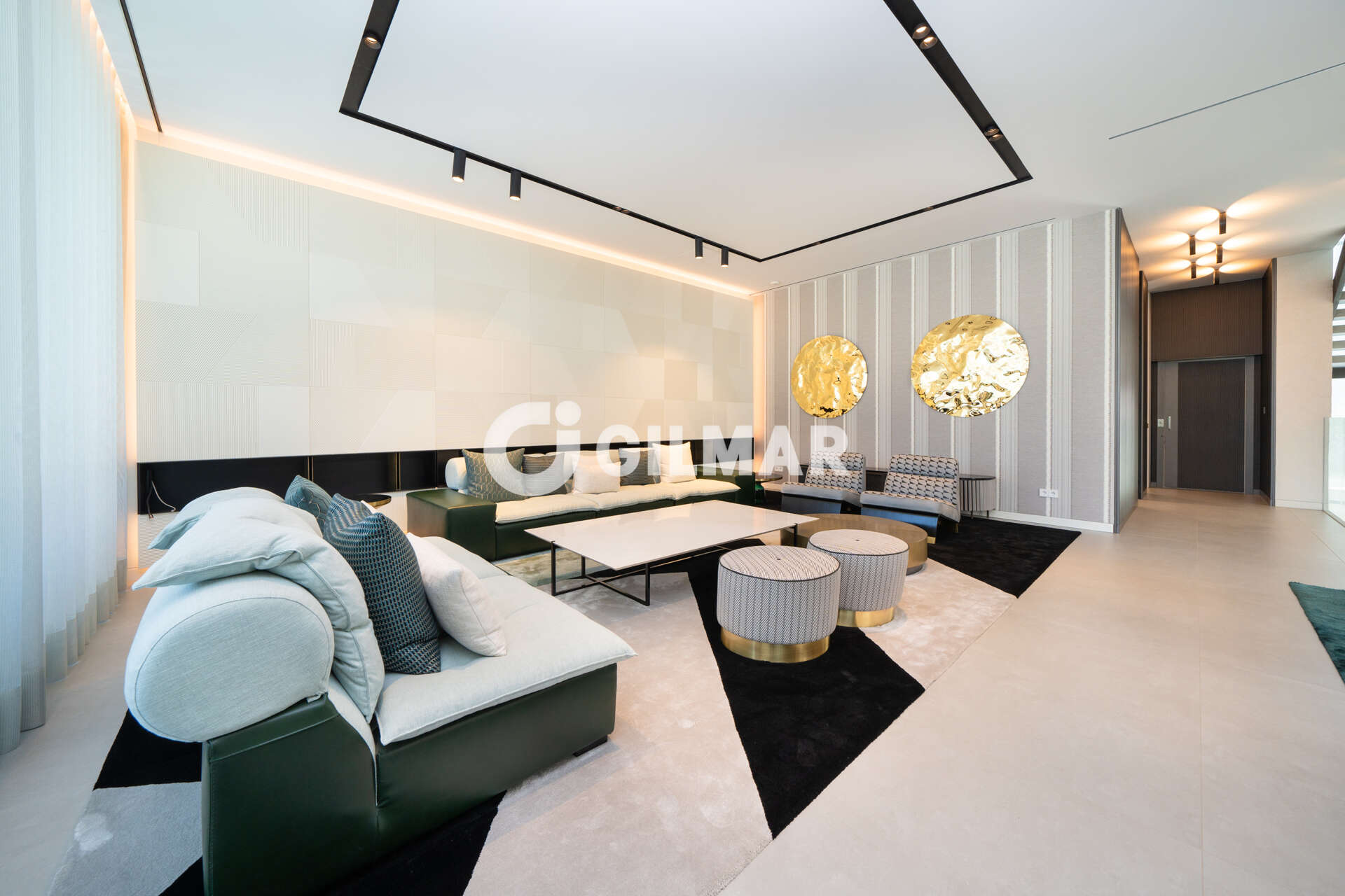 Conde Orgaz, Madrid