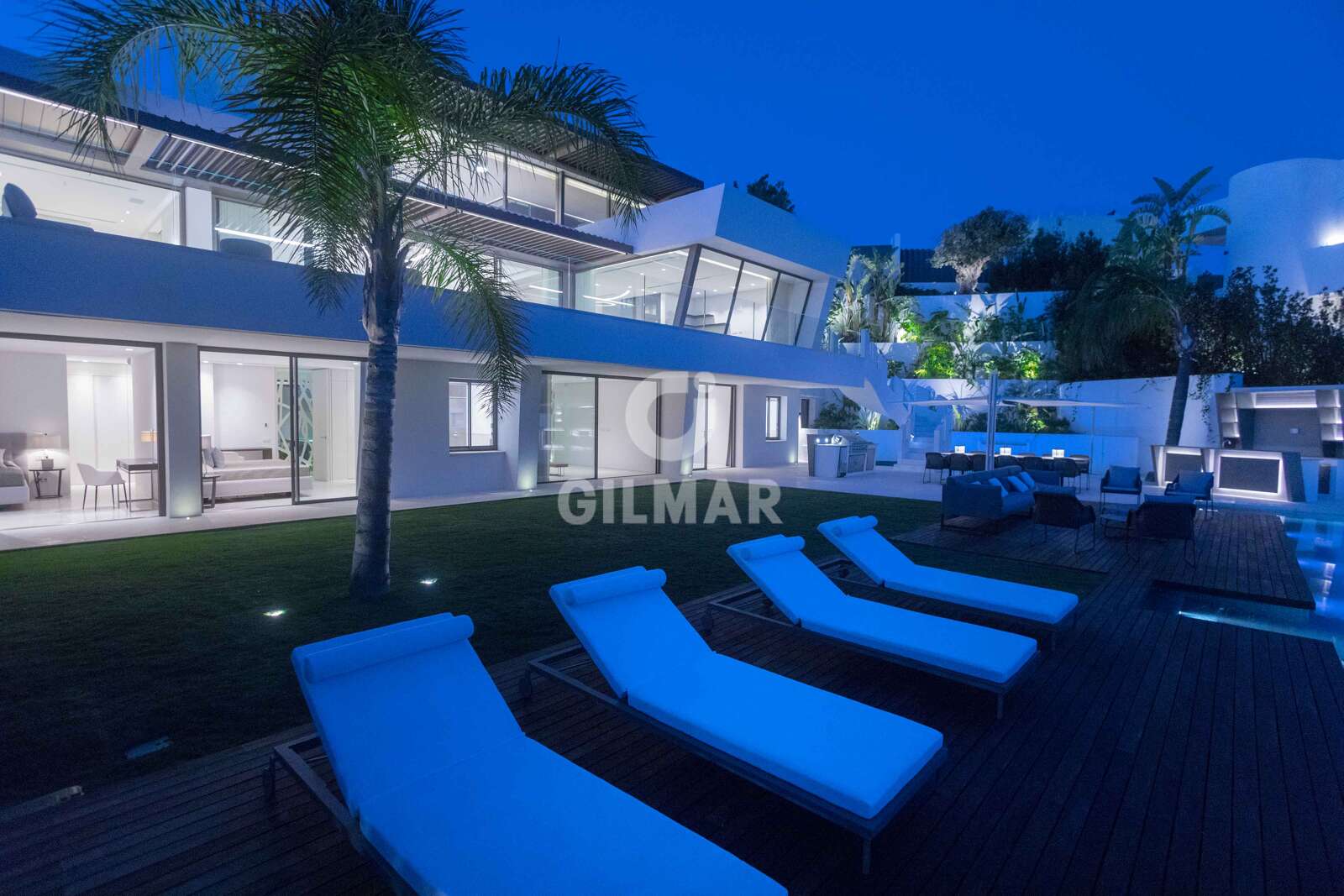 Property slider Gilmar