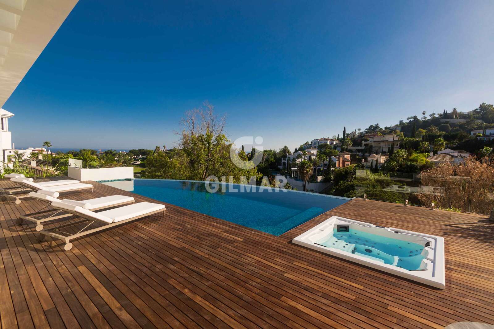 Property slider Gilmar