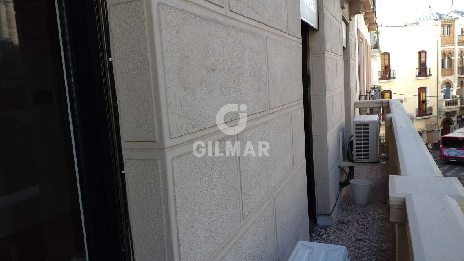 Property slider Gilmar