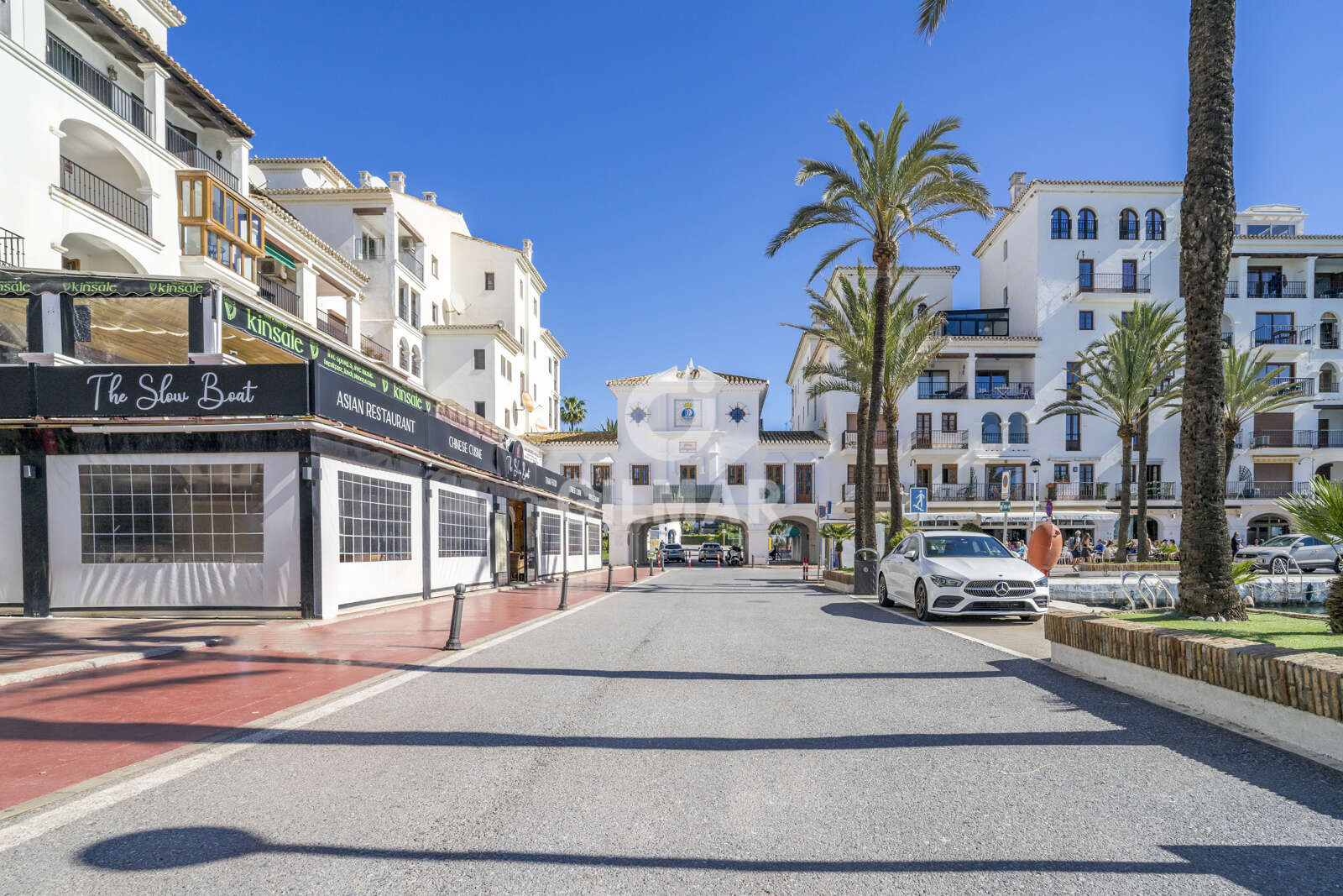 Property slider Gilmar