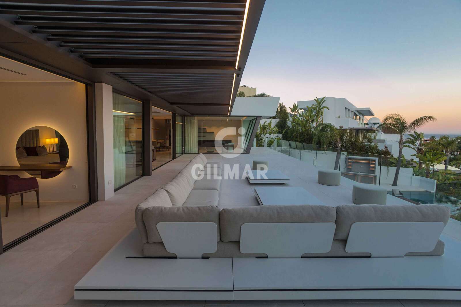 Property slider Gilmar