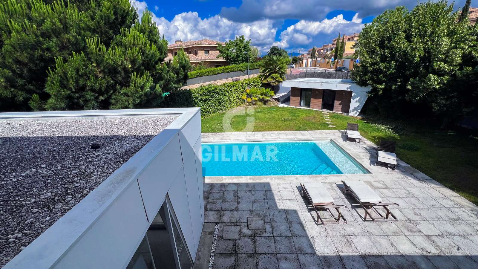 Property slider Gilmar