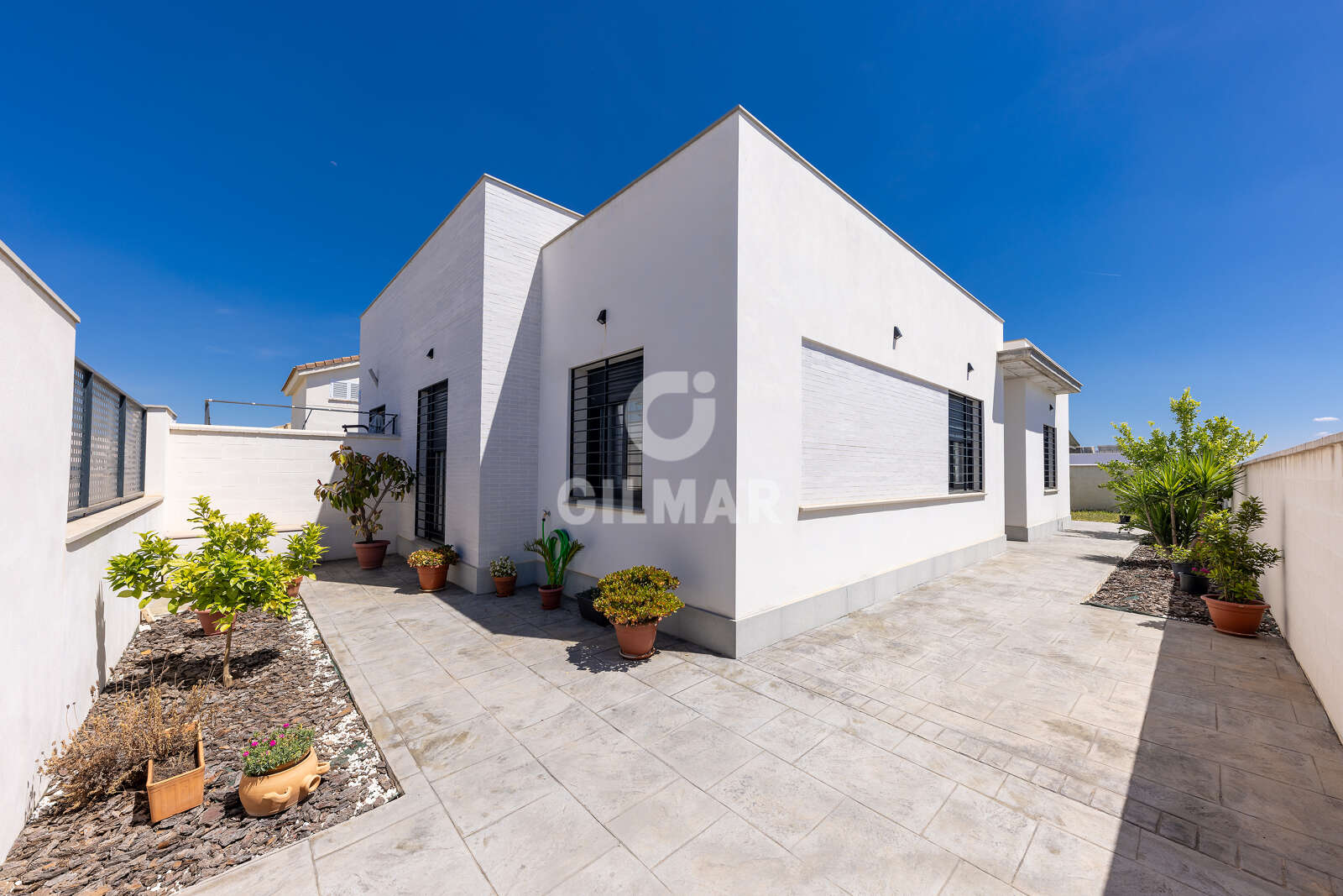 Property slider Gilmar