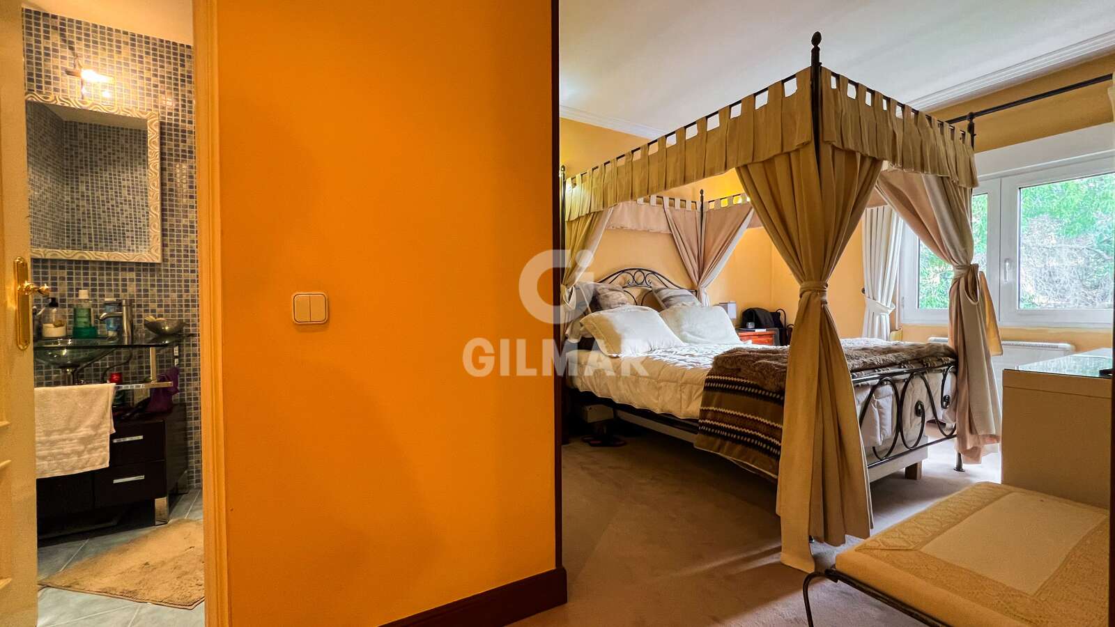 Property slider Gilmar