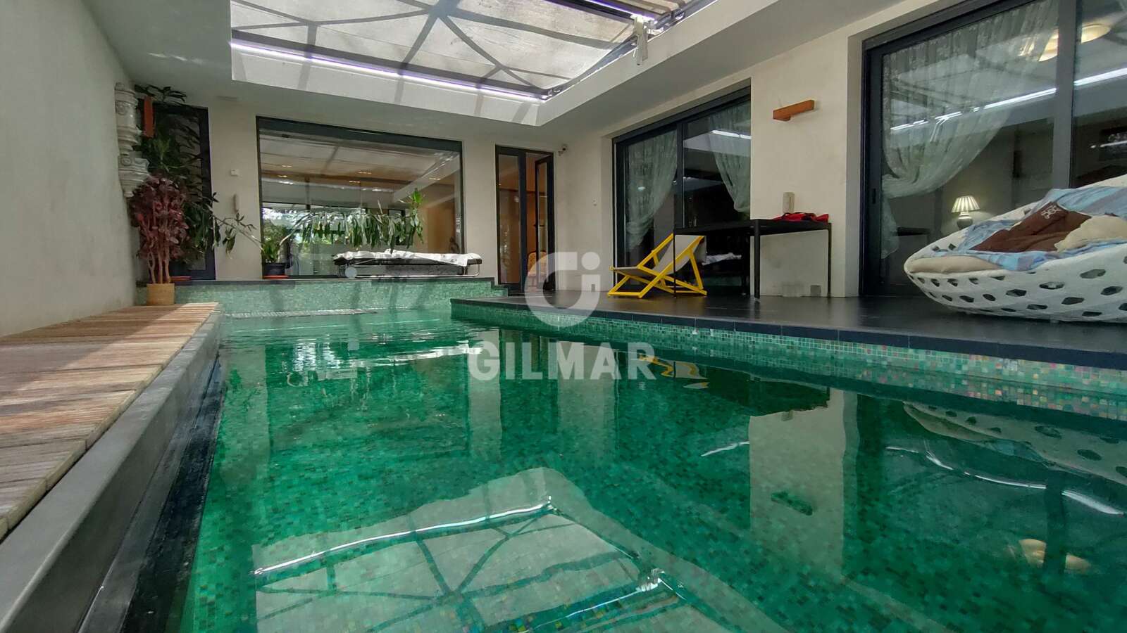 Property slider Gilmar