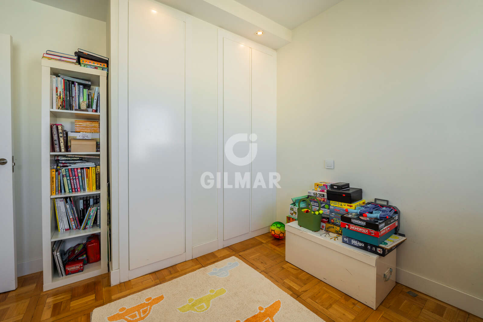 Property slider Gilmar