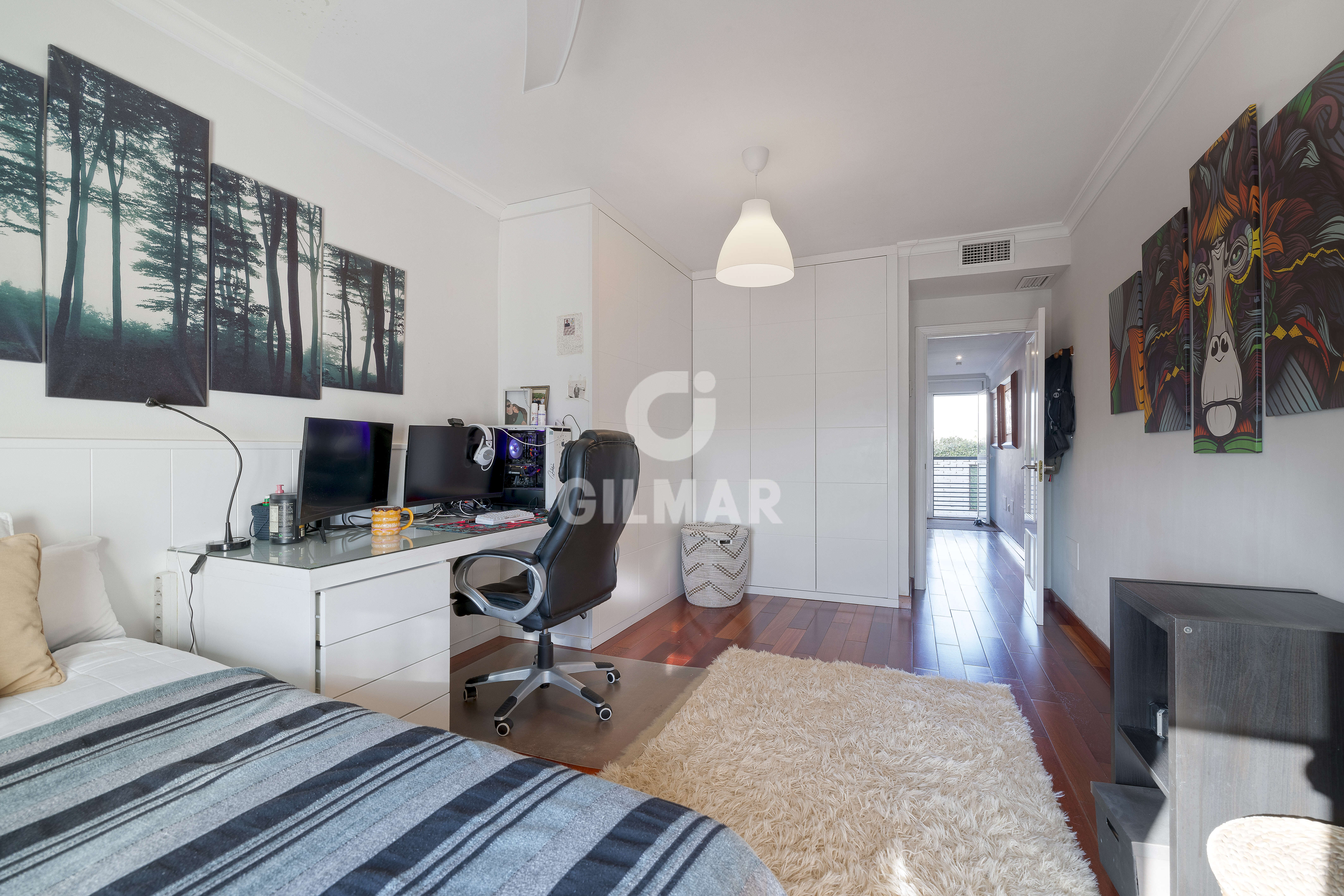 Photo of Terraced house