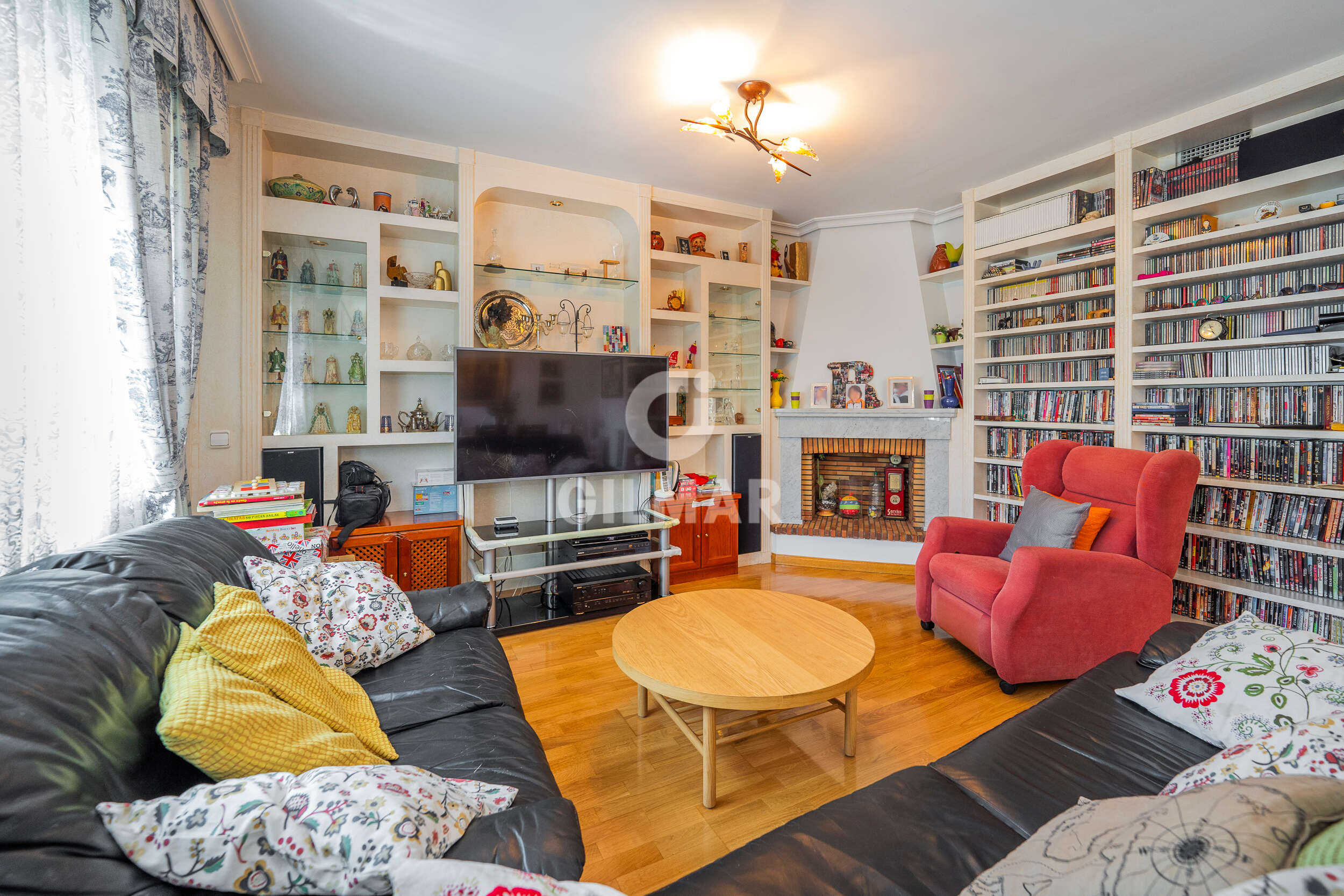 Photo of Terraced house