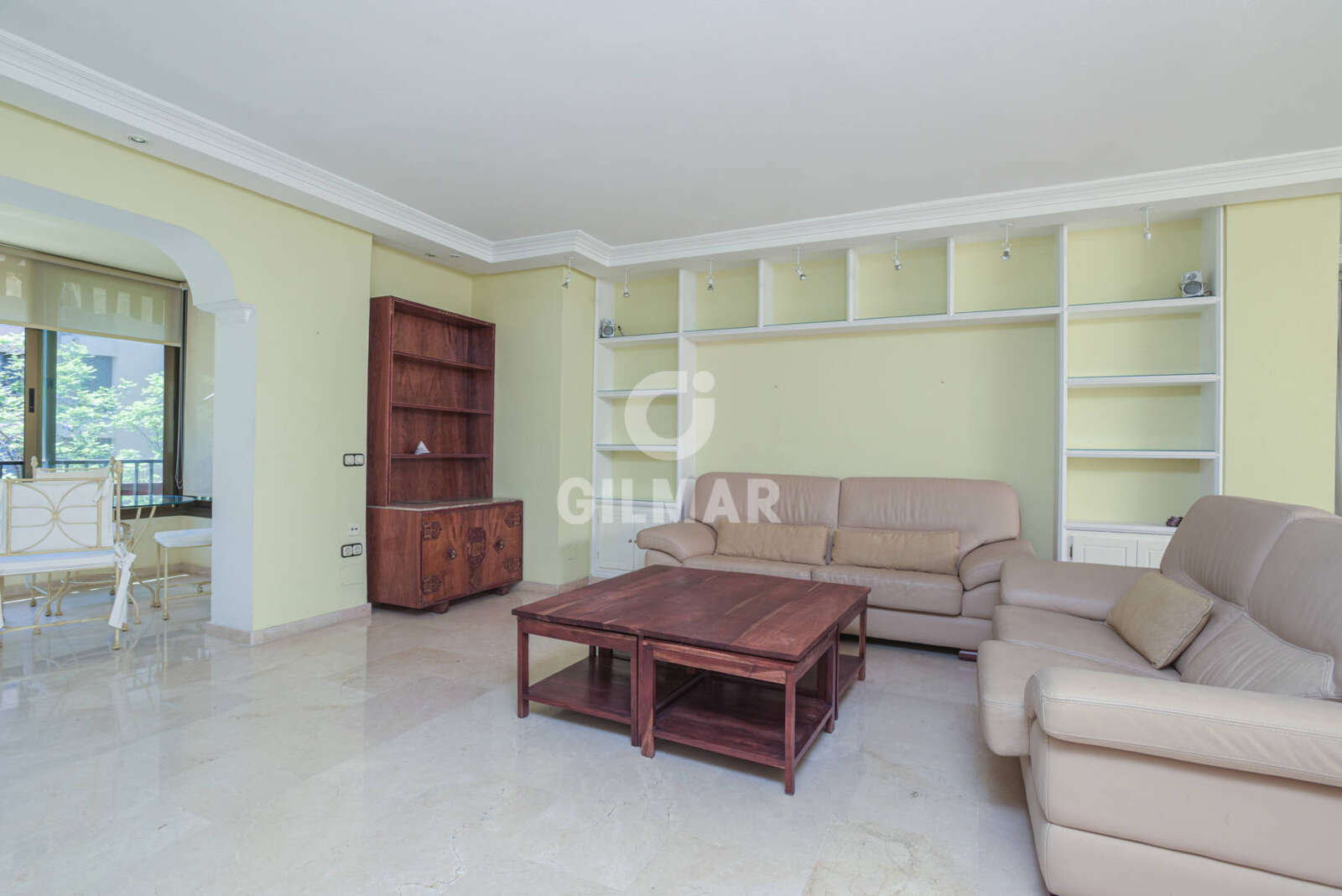 Property slider Gilmar