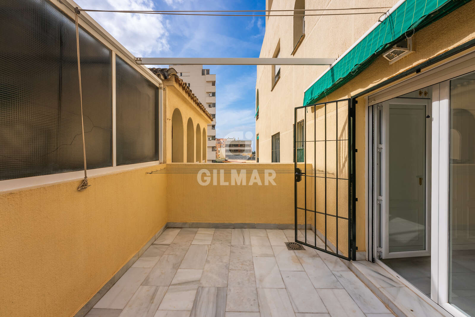 Property slider Gilmar