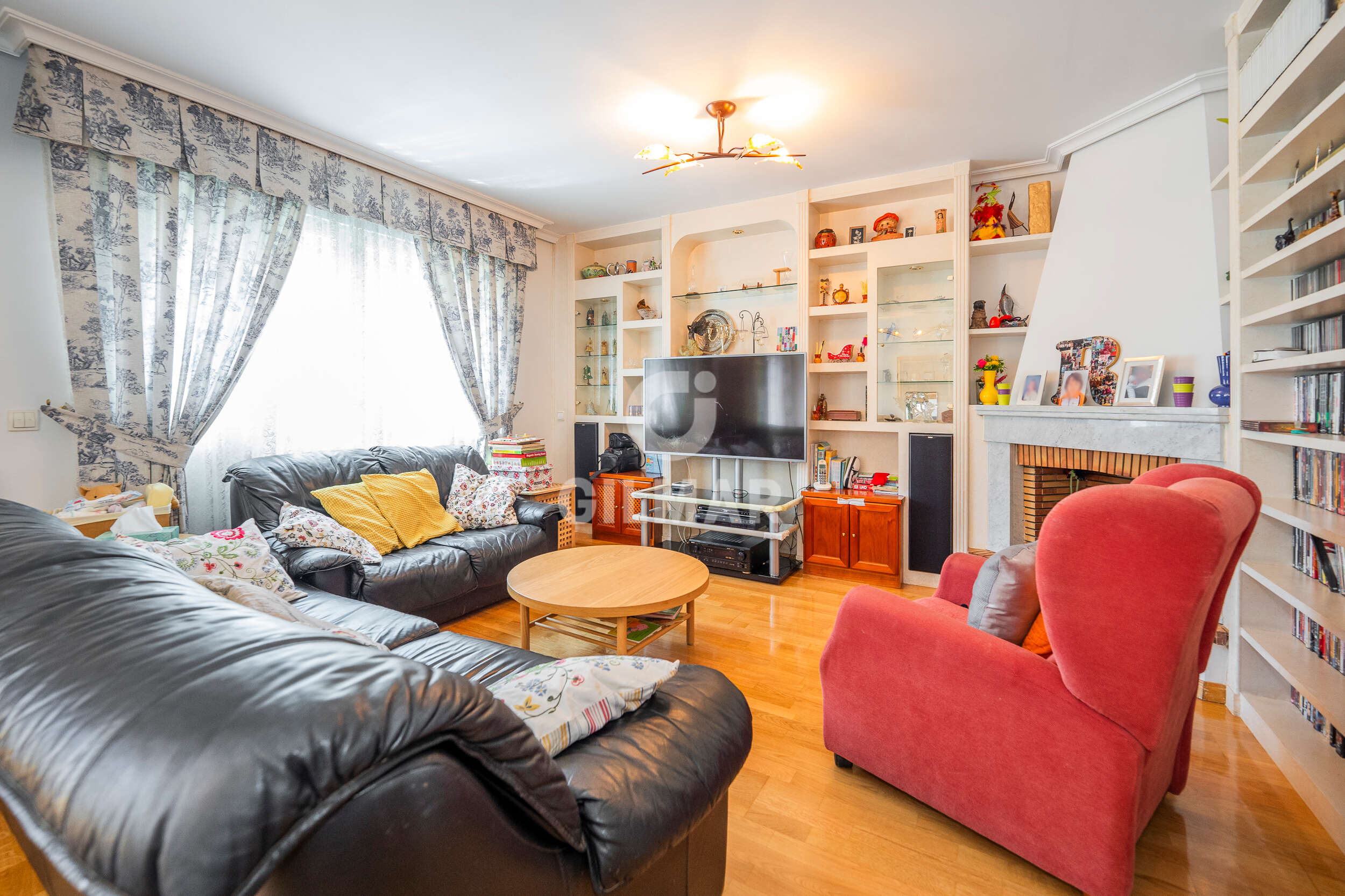 Photo of Terraced house