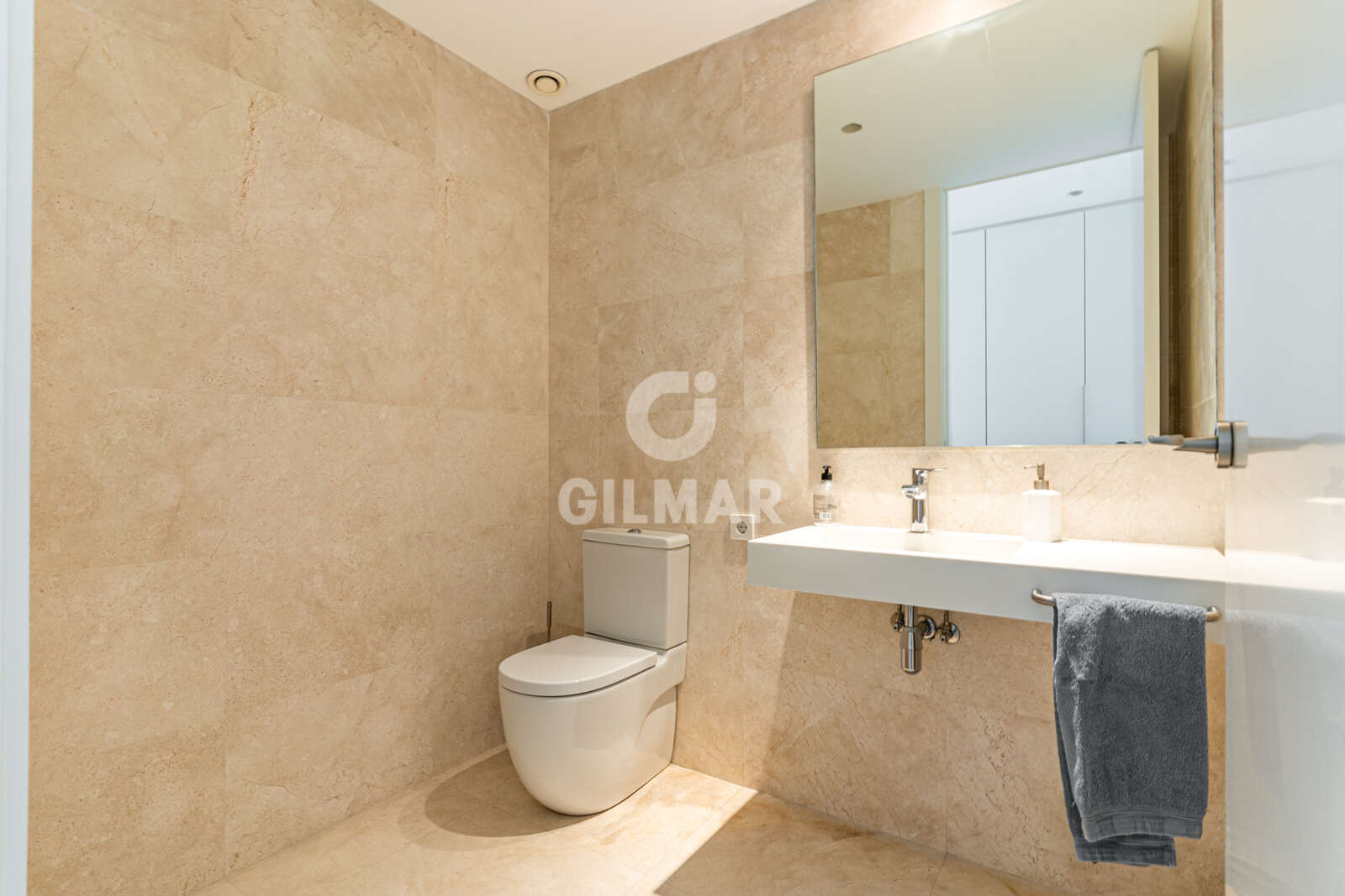 Property slider Gilmar