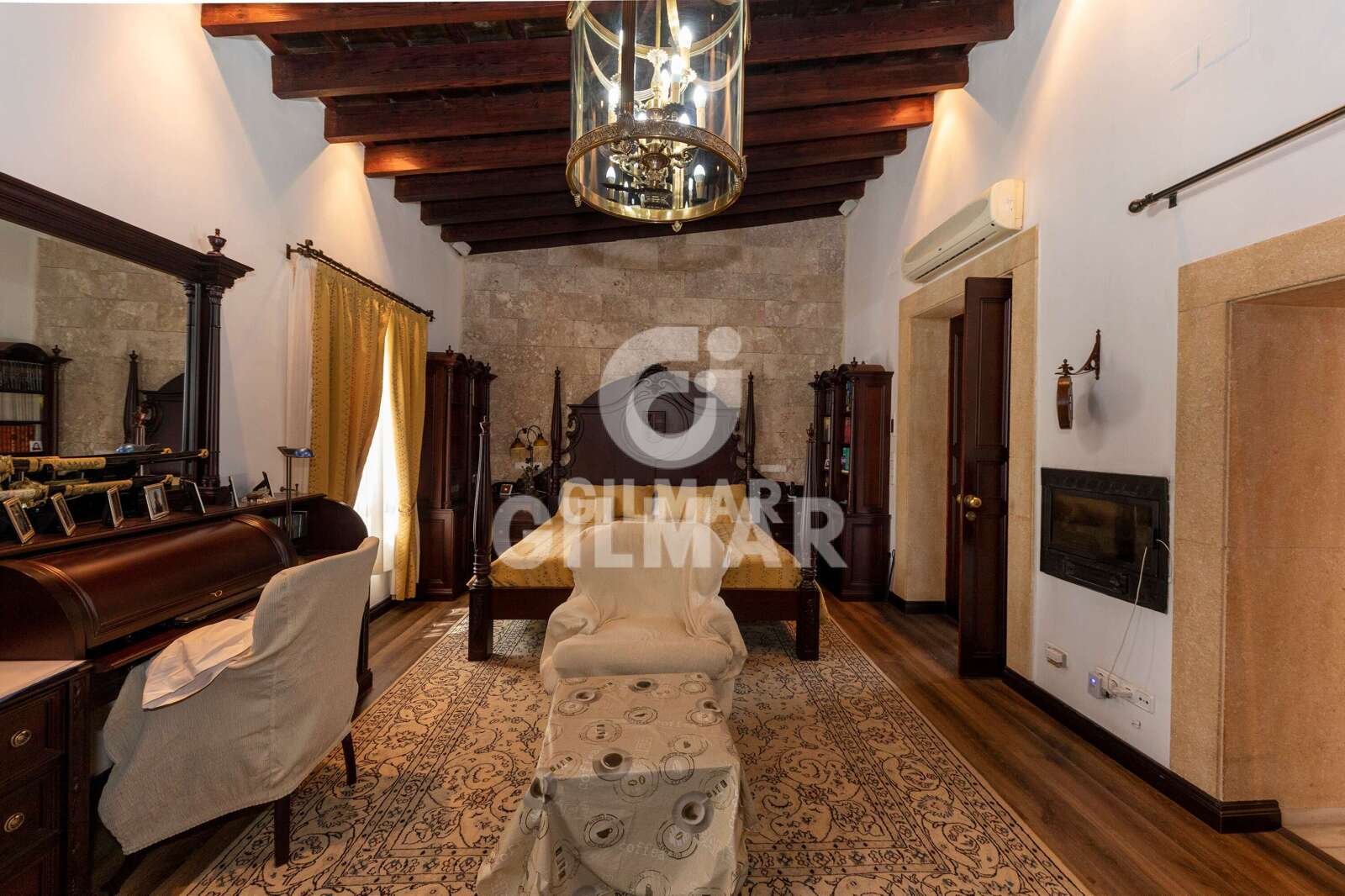 Property slider Gilmar