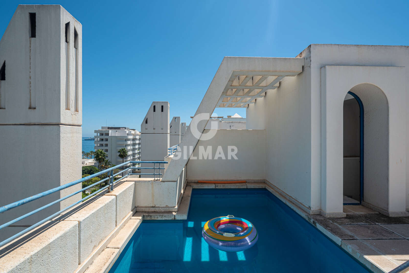 Property slider Gilmar