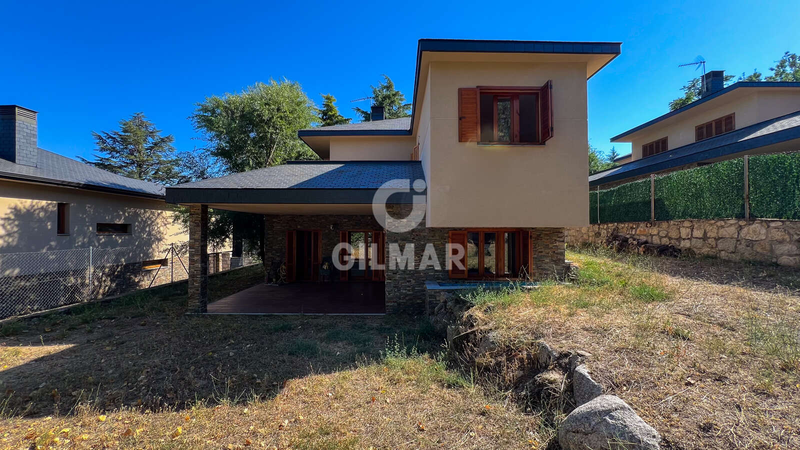 Property slider Gilmar