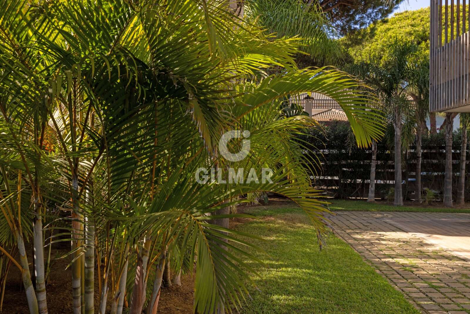 Property slider Gilmar