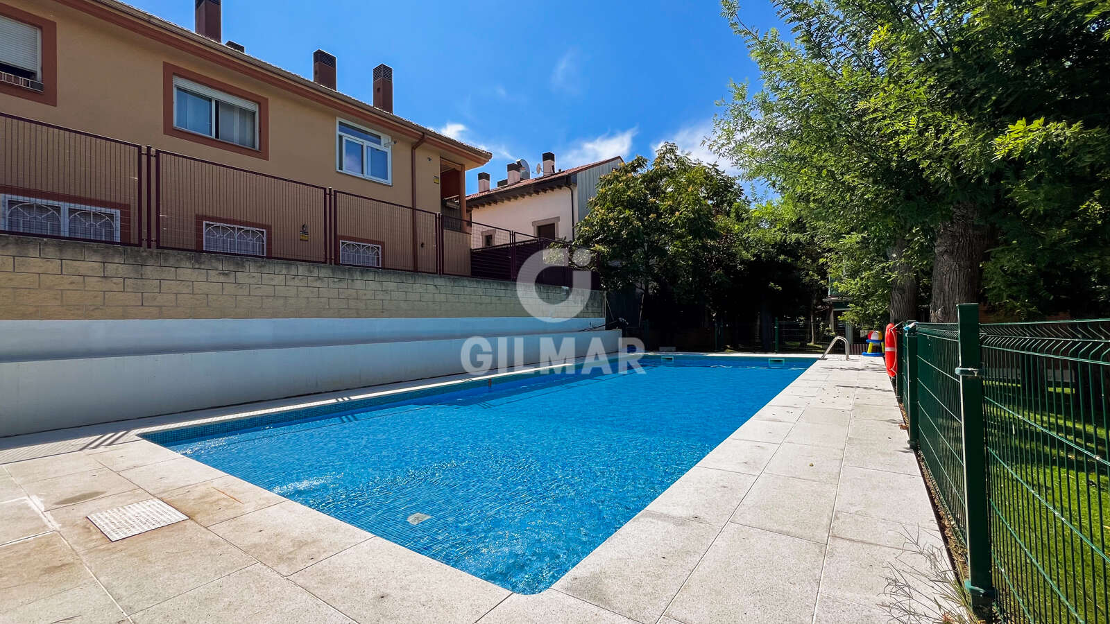 Property slider Gilmar