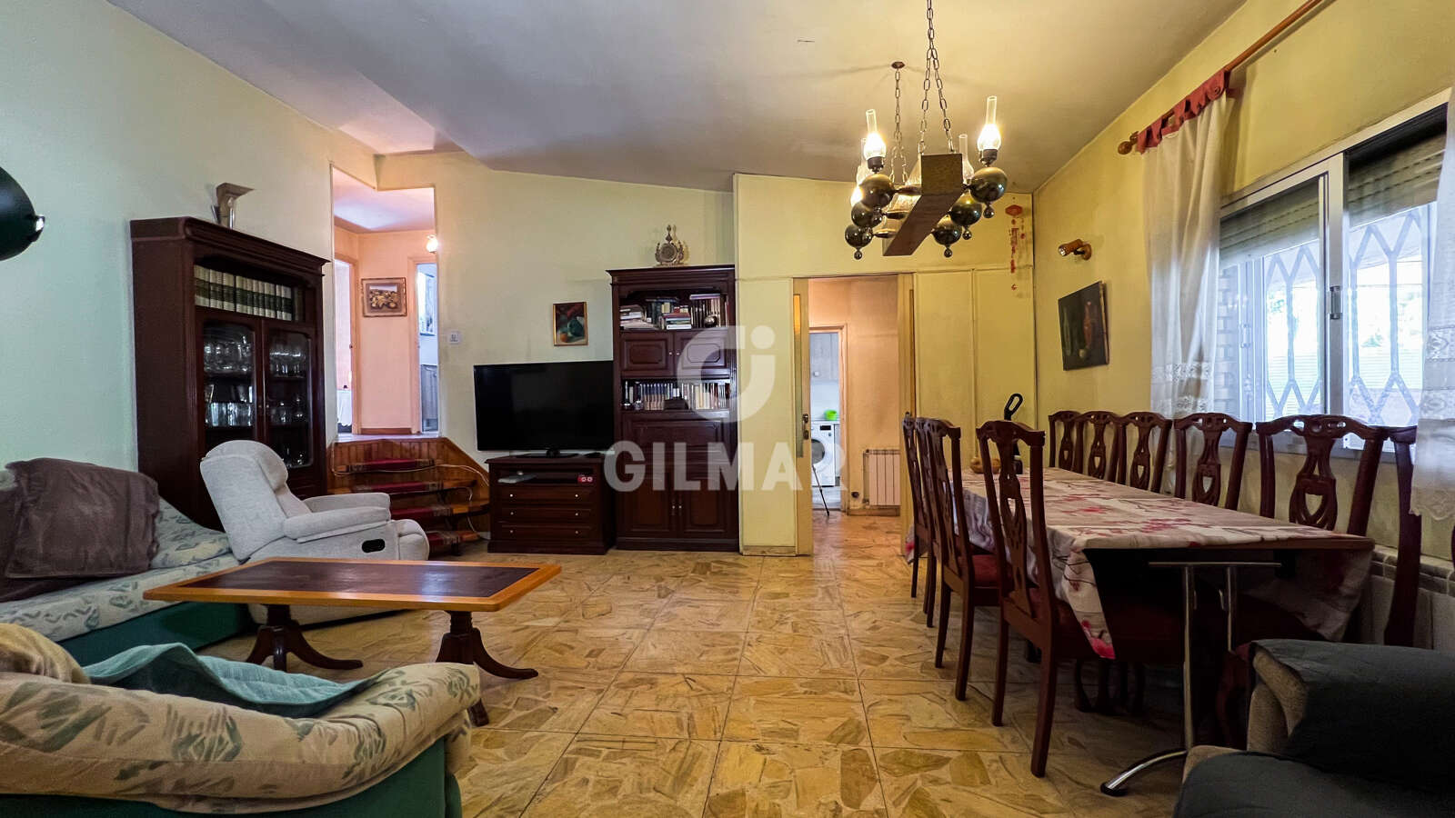 Property slider Gilmar